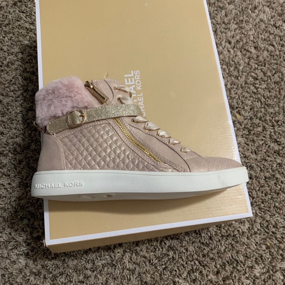 Michael kors girls sneakers size 5